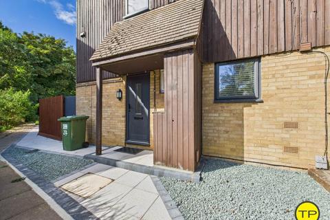 1 bedroom in a house share to rent, Room B  Wildlake, Peterborough PE2