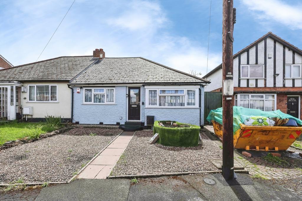 2 bedroom bungalow for sale