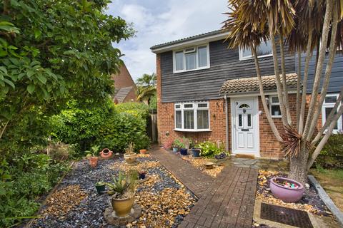 3 bedroom end of terrace house for sale, St. Andrews Lees, Sandwich, Kent, CT13
