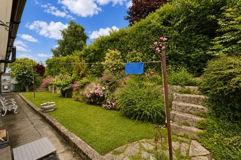 undefined, Orchard Leaze, Dursley