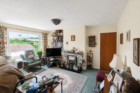 undefined, Orchard Leaze, Dursley