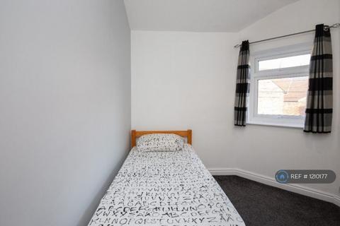 1 bedroom in a house share to rent, Douglas Street, Salford, M7