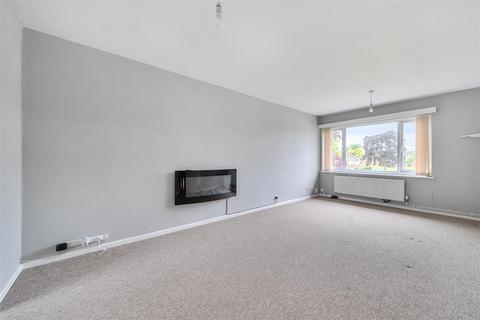2 bedroom flat for sale, Cherwell Road, Keynsham, Bristol