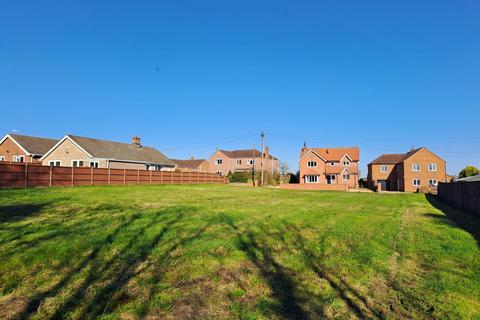 Plot for sale, Station Road, Halton Holegate, Spilsby