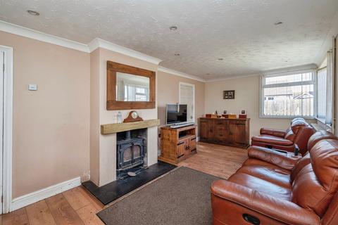 2 bedroom detached bungalow for sale, Lynton Road, Walcott, Norwich
