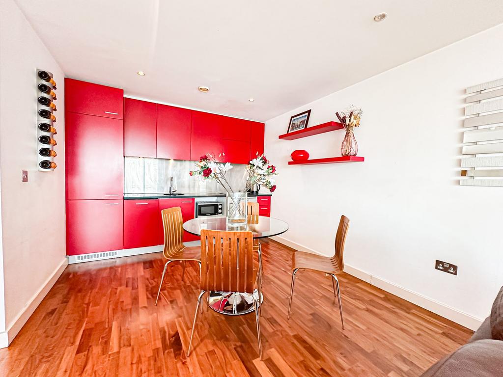 Apartment in Liverpool - View 2
