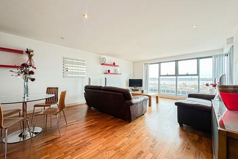 2 bedroom flat for sale, William Jessop Way, Liverpool, L3
