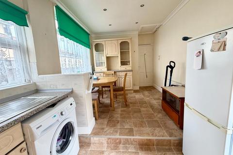 2 bedroom semi-detached bungalow for sale, Bournemouth Avenue, Middlesbrough
