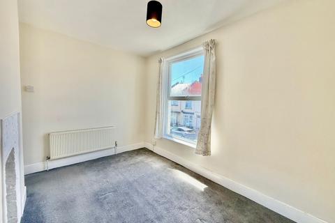 2 bedroom house to rent, Sutherland Road, SOUTHSEA