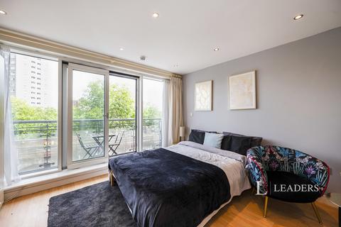 Studio to rent, Gunwharf Quays, Portsmouth, Hampshire, PO1