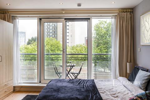 Studio to rent, Gunwharf Quays, Portsmouth, Hampshire, PO1