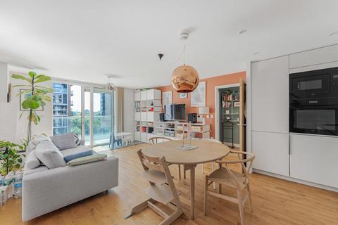 Roseberry Place, London, E8