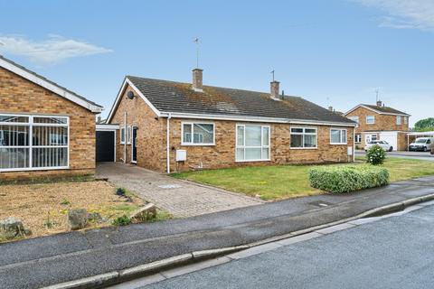 2 bedroom detached bungalow for sale, Suffolk Way, March