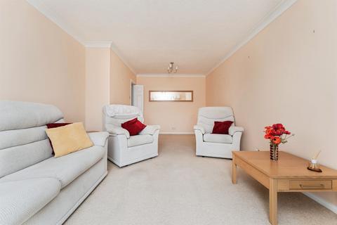 2 bedroom detached bungalow for sale, Suffolk Way, March