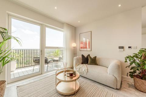 1 bedroom apartment for sale, at Kew Bridge Rise, Brentford TW8