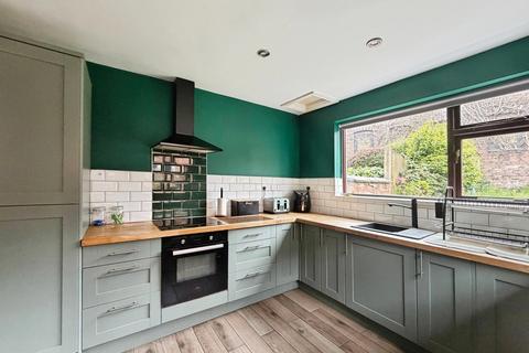 3 bedroom semi-detached house for sale, Kenyon Road, Wigan, WN1