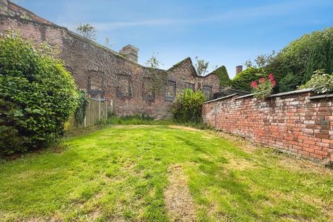 3 bedroom semi-detached house for sale, Kenyon Road, Wigan, WN1