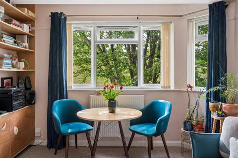 2 bedroom apartment for sale, Garrison Court, Hitchin, SG4