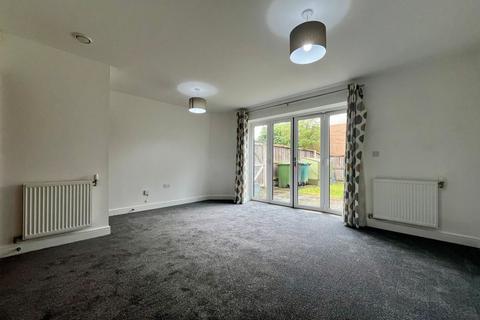 2 bedroom end of terrace house for sale, Hawksbill Way, Peterborough PE2