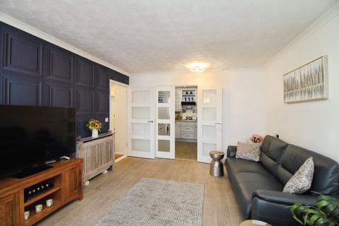 2 bedroom retirement property for sale, Newland Street, Witham CM8