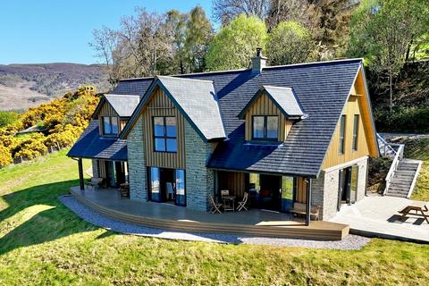 4 bedroom detached house for sale, Strone House, 5B Strone, Drumnadrochit, IV63 6XL