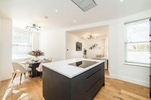 Fulham Road, London SW6