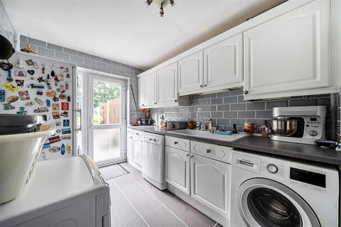 4 bedroom semi-detached house for sale, Ashfield Green, Hampshire GU46