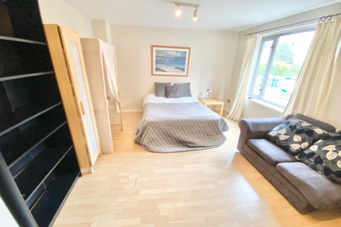4 bedroom flat for sale, Catherine Mead Street, Bristol BS3
