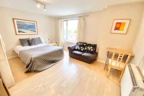 4 bedroom flat for sale, Catherine Mead Street, Bristol BS3