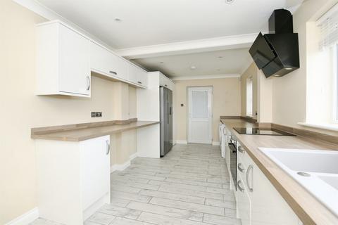 3 bedroom detached house for sale, Riverside Mead, Peterborough