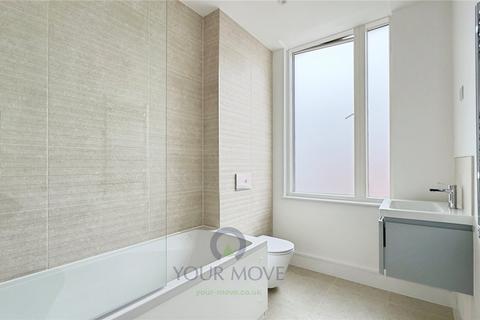 2 bedroom flat to rent, Crayford Road, Dartford DA1