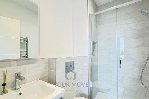 2 bedroom flat to rent, Crayford Road, Dartford DA1