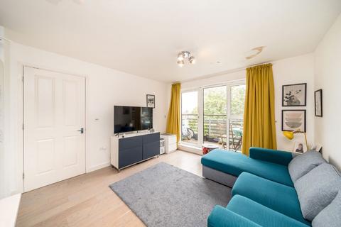 2 bedroom flat for sale, Charlton Road, Charlton