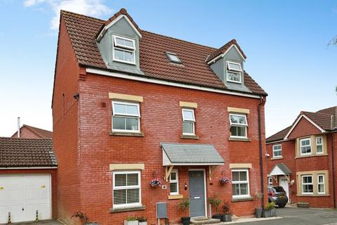 4 bedroom townhouse for sale, Ferris Way, Hilperton