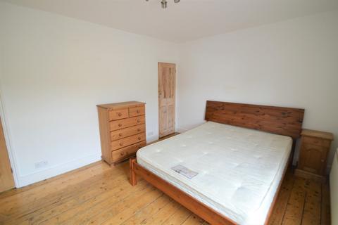 2 bedroom terraced house for sale, Admaston Road, London