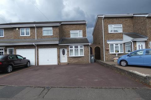 3 bedroom semi-detached house to rent, Kempston MK42