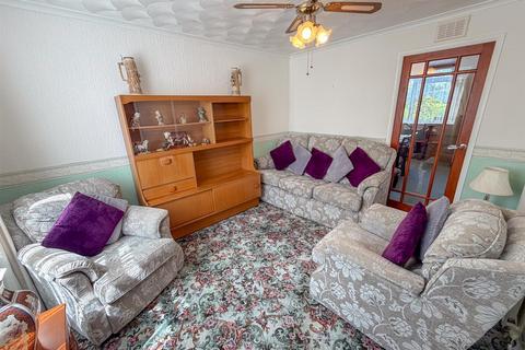 3 bedroom terraced house for sale, Heol Bathafarn, Coedpoeth, Wrexham