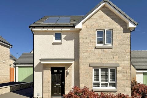 3 bedroom detached house for sale, Nasmith Crescent, Elgin