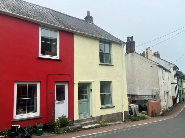 2 bedroom terraced house to rent