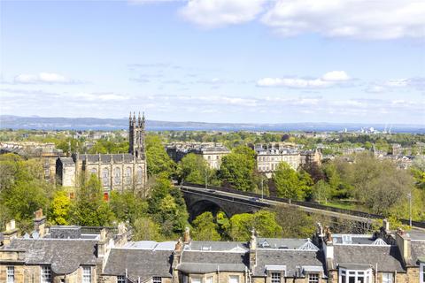 3 bedroom apartment to rent, Drumsheugh Gardens, Edinburgh