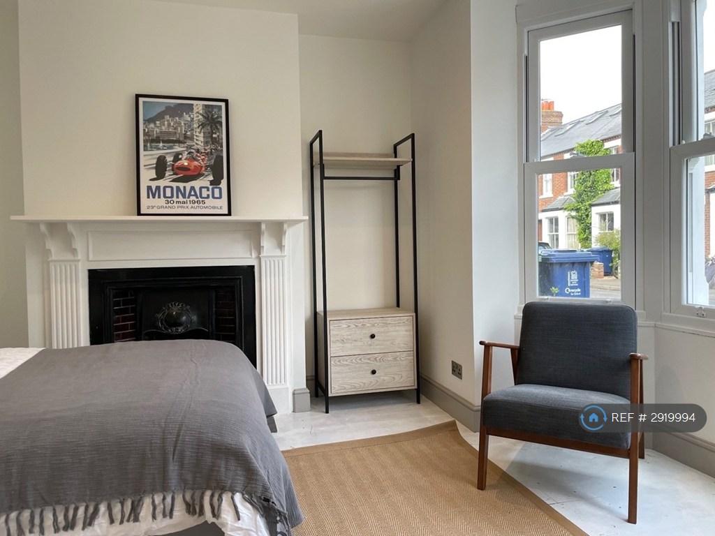 House in Oxford, Oxfordshire - View 4