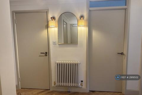 2 bedroom flat to rent, St Marks Road, London, SE25
