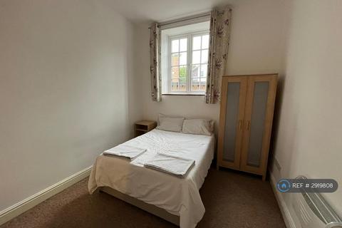 1 bedroom in a house share to rent, Beck Street, Portsmouth, PO1