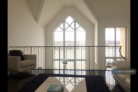 2 bedroom flat to rent, Mayflower House, Rochester, ME1