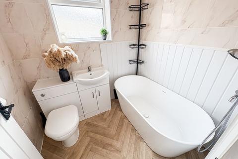 3 bedroom semi-detached house for sale, West Drive, Blyth NE24
