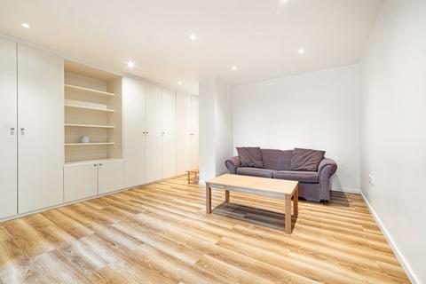 1 bedroom apartment to rent, Wellesley Court,  HEATING AND HOTWATER INCLUDED