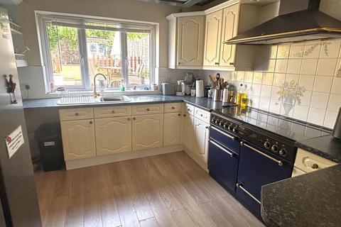 3 bedroom terraced house for sale, Stanhope Street, Abergavenny
