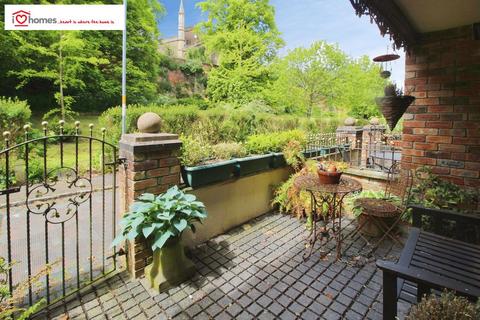 3 bedroom townhouse for sale, Bullocks Row, Walsall