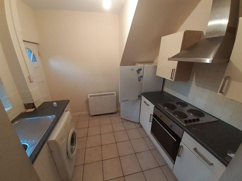 Apartment in Leicester, Aylestone Park - View 4