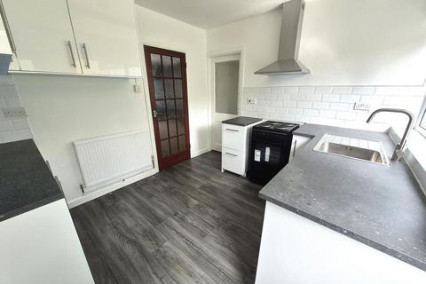 3 bedroom semi-detached house to rent, Edgware Road, Birmingham B23